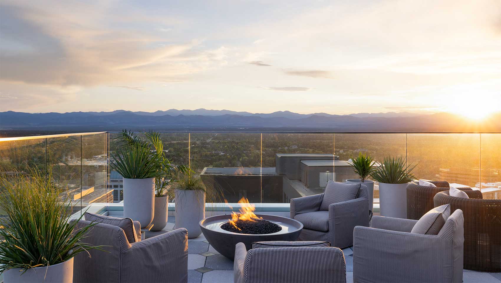 Halo Bar-Seating with fire pit-skyline view